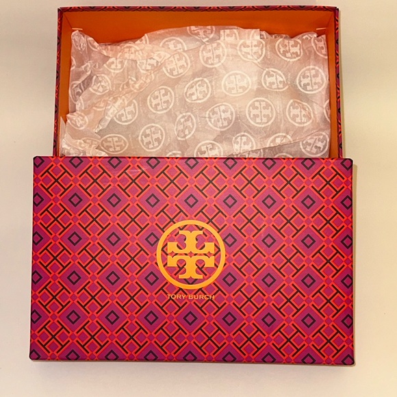 Tory Burch Box🌷 - Picture 3 of 6